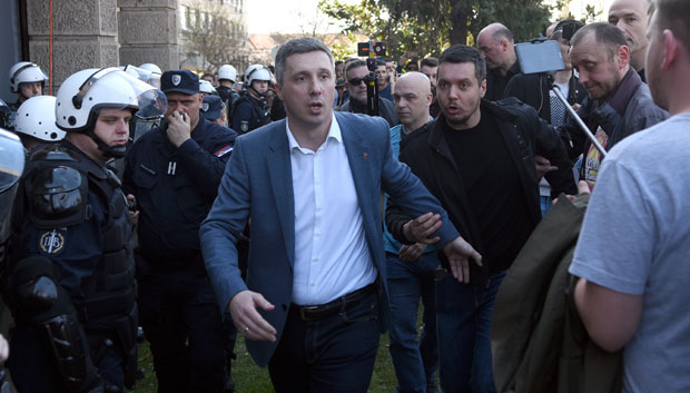 Бошко испланирао блокаду избора: Позвао председнике опозиционих општина да онемогуће изјашњавање бирача